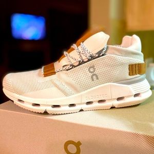 On Cloudnova White/Pearl New in Box WMS 9.5/M 8
